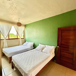 Habitación con 2 Camas Individuales